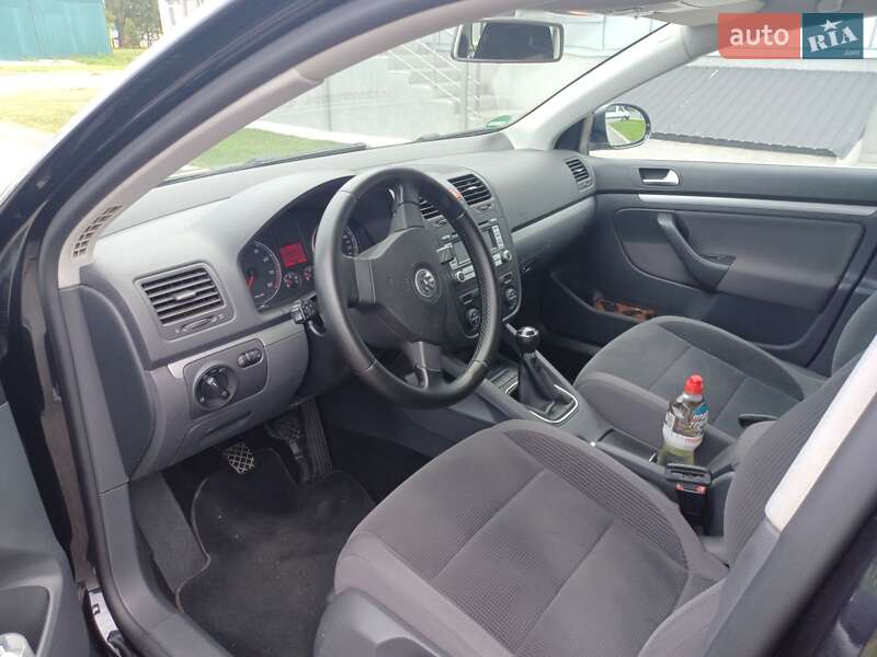 Универсал Volkswagen Golf 2008 в Черкассах