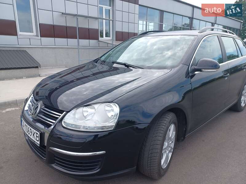 Универсал Volkswagen Golf 2008 в Черкассах