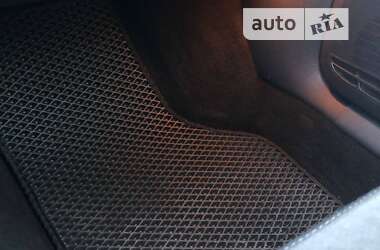Хэтчбек Volkswagen Golf 2009 в 