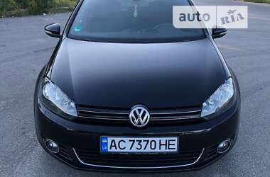 Хэтчбек Volkswagen Golf 2009 в 