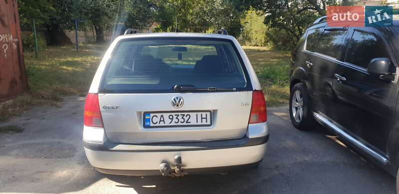 Універсал Volkswagen Golf 2001 в Черкасах