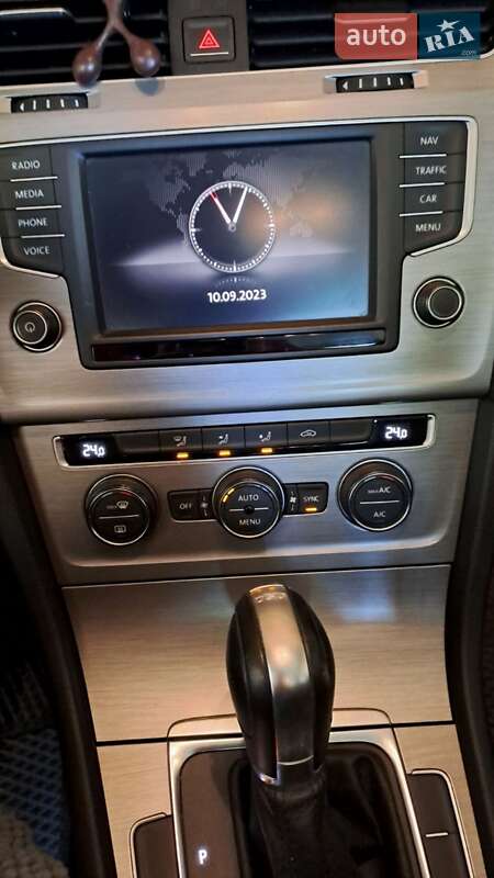 Універсал Volkswagen Golf 2016 в Южноукраїнську