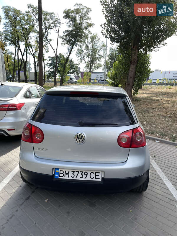 Універсал Volkswagen Golf 2004 в Києві
