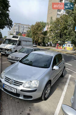 Универсал Volkswagen Golf 2004 в Киеве