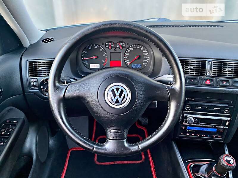 Хэтчбек Volkswagen Golf 2001 в Дрогобыче