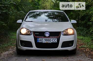 Хэтчбек Volkswagen Golf 2008 в Днепре