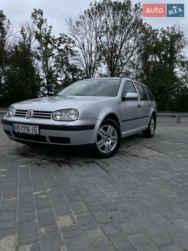 Volkswagen Golf 2001