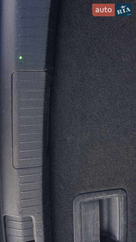 Універсал Volkswagen Golf 2020 в Ужгороді