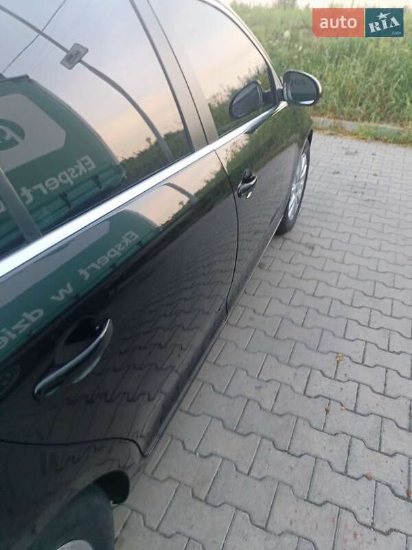 Універсал Volkswagen Golf 2009 в Луцьку