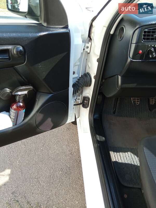 Универсал Volkswagen Golf 1998 в Черкассах фото 6 Универсал Volkswagen Golf 1998 в Черкассах