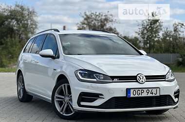 Универсал Volkswagen Golf 2019 в Дрогобыче