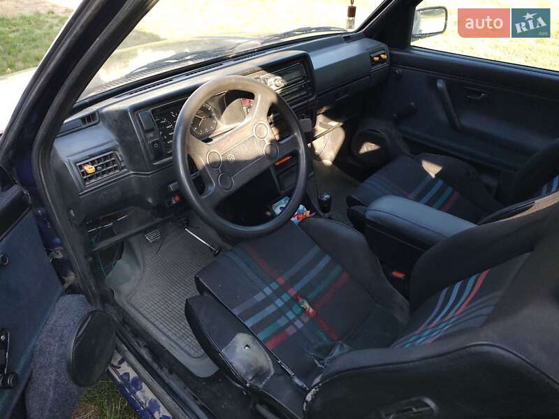 Хэтчбек Volkswagen Golf 1984 в 