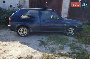 Хэтчбек Volkswagen Golf 1984 в 