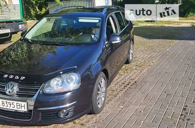 Універсал Volkswagen Golf 2008 в Києві