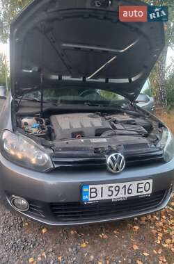 Универсал Volkswagen Golf 2010 в 