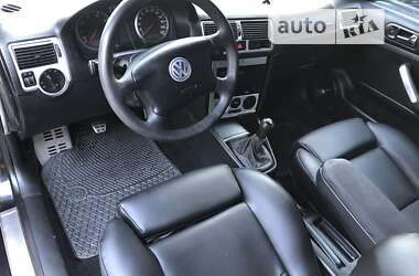 Хэтчбек Volkswagen Golf 2002 в Белой Церкви