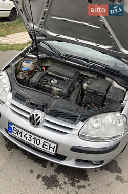 Хэтчбек Volkswagen Golf 2007 в 