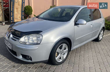 Хетчбек Volkswagen Golf 2008 в Хмельницькому