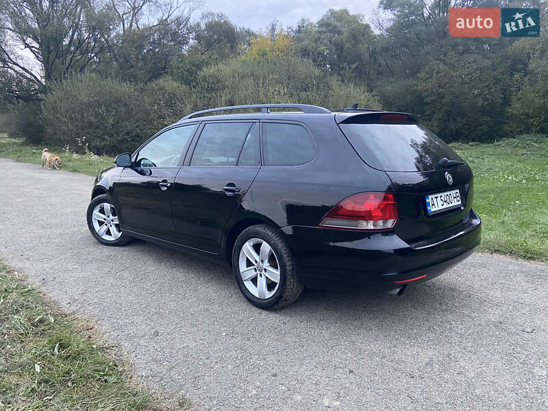 Универсал Volkswagen Golf 2011 в Ивано-Франковске