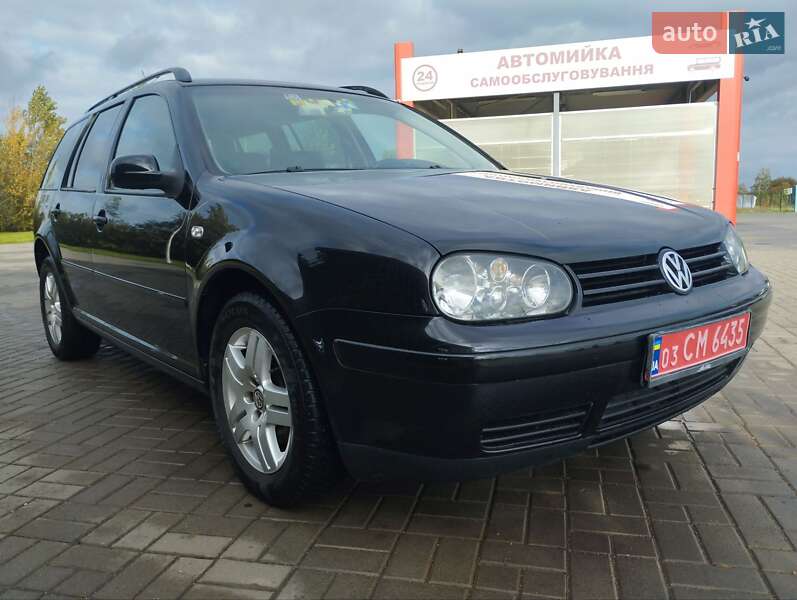 Універсал Volkswagen Golf 2006 в Нововолинську