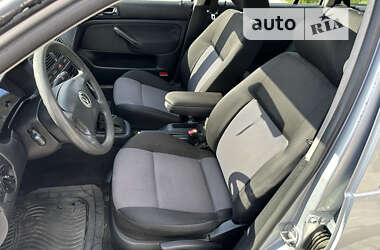 Универсал Volkswagen Golf 2001 в 