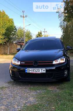 Хетчбек Volkswagen Golf 2010 в Одесі