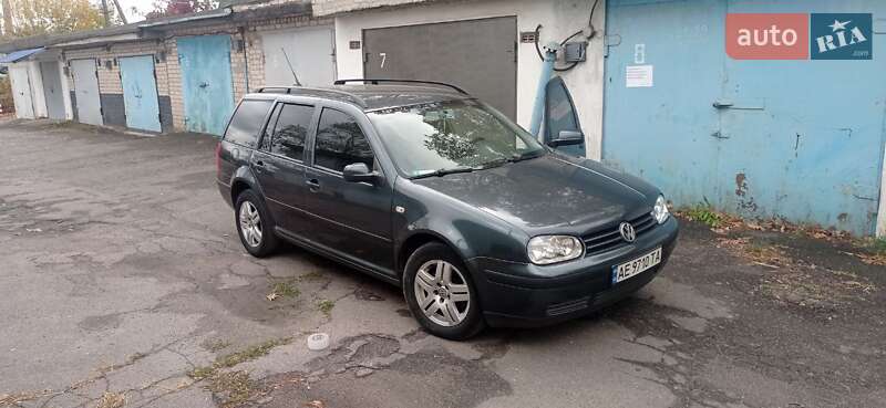 Универсал Volkswagen Golf 2003 в Кривом Роге