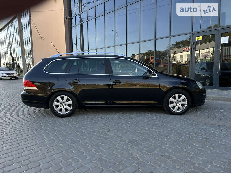 Универсал Volkswagen Golf 2008 в Виннице