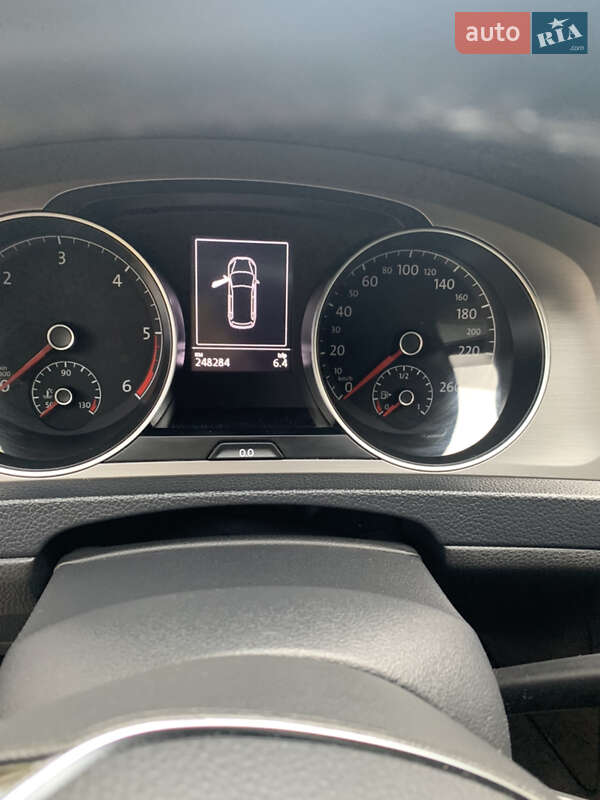 Универсал Volkswagen Golf 2015 в Луцке