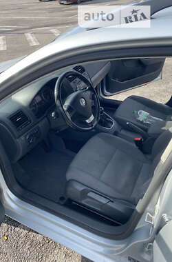 Универсал Volkswagen Golf 2009 в 