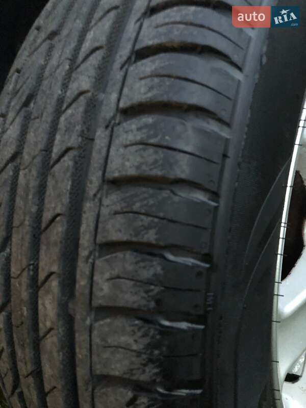 Хэтчбек Volkswagen Golf 2002 в Косове