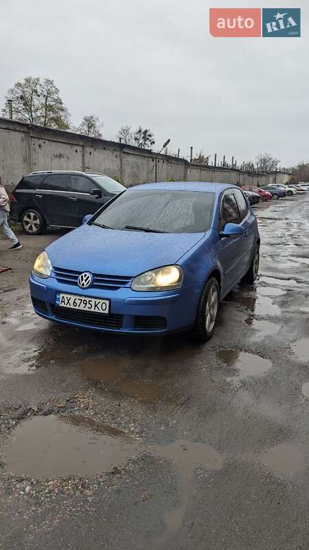 Volkswagen Golf 2003