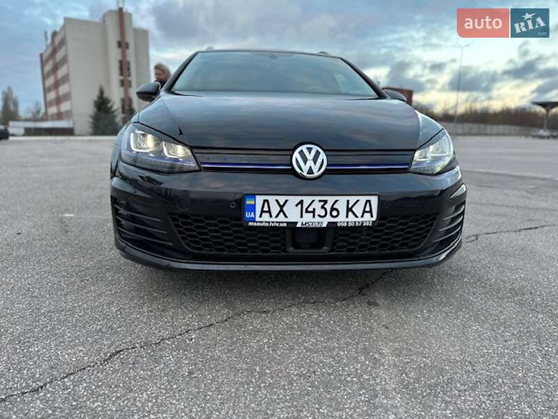 Універсал Volkswagen Golf 2015 в Харкові