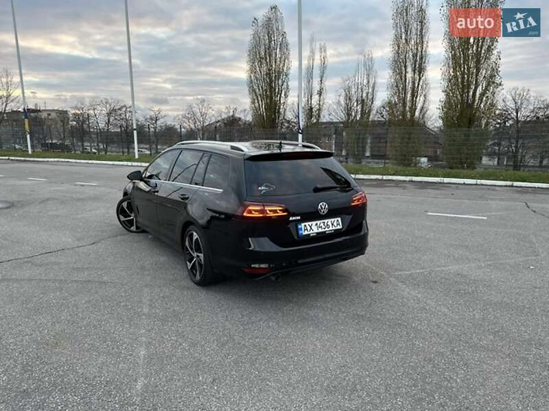 Універсал Volkswagen Golf 2015 в Харкові