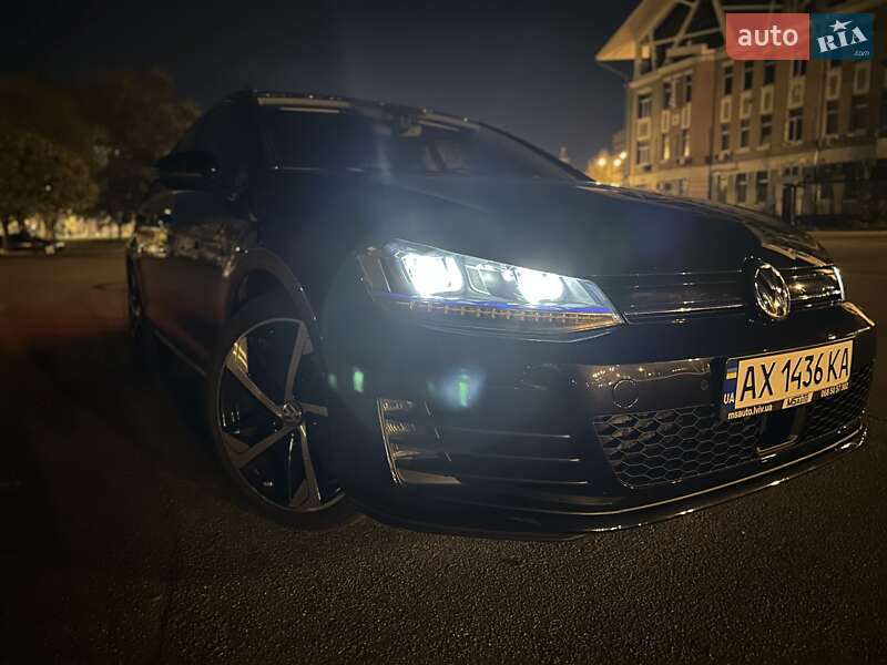 Універсал Volkswagen Golf 2015 в Харкові