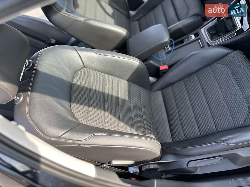 Універсал Volkswagen Golf 2015 в Харкові