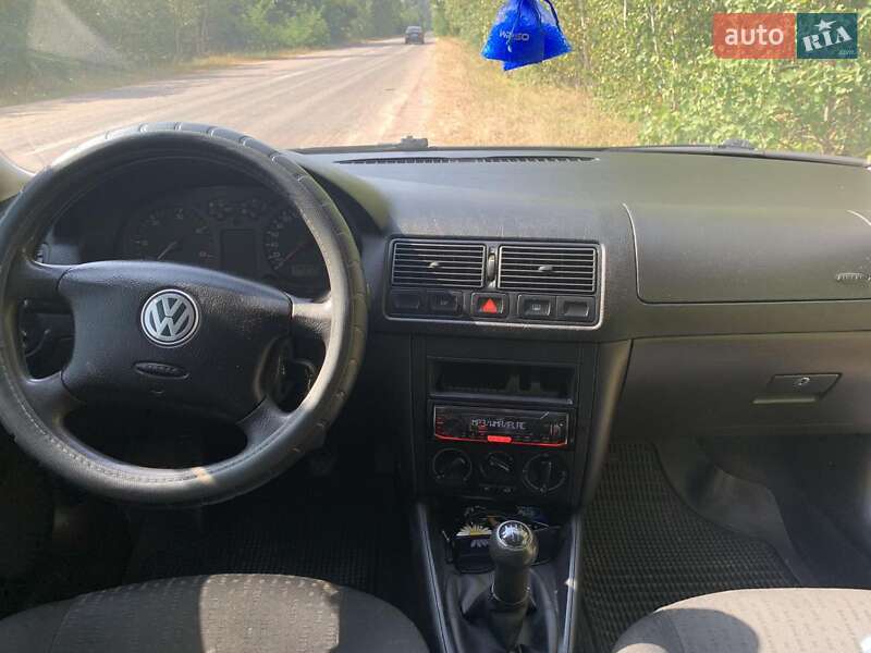 Хэтчбек Volkswagen Golf 2003 в Житомире фото 6 Хэтчбек Volkswagen Golf 2003 в Житомире