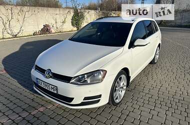 Універсал Volkswagen Golf 2015 в Львові