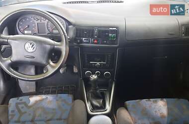 Хэтчбек Volkswagen Golf 1998 в Харькове