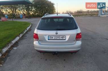 Универсал Volkswagen Golf 2008 в Здолбунове