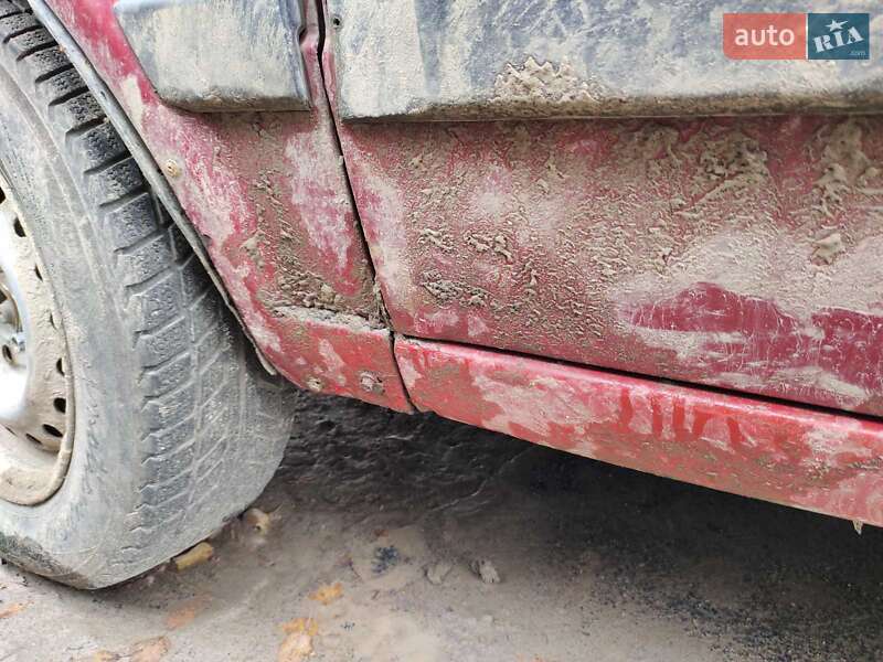 Хетчбек Volkswagen Golf 1988 в Чернігові