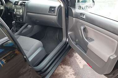 Универсал Volkswagen Golf 2009 в 