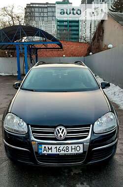 Универсал Volkswagen Golf 2009 в 