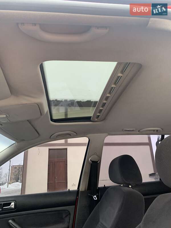 Хетчбек Volkswagen Golf 1999 в Тернополі