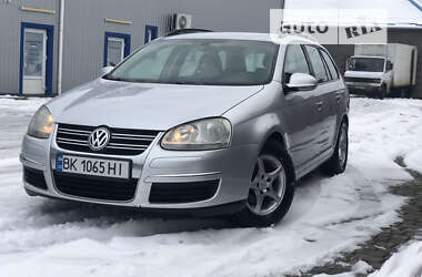 Універсал Volkswagen Golf 2008 в Сарнах