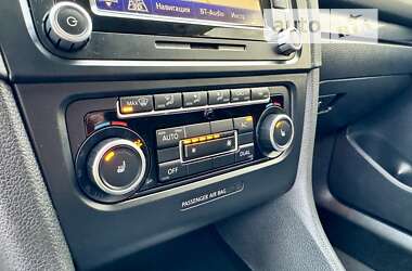 Универсал Volkswagen Golf 2011 в 
