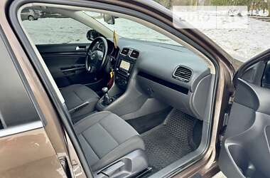 Универсал Volkswagen Golf 2011 в 