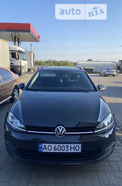 Універсал Volkswagen Golf 2014 в Ужгороді