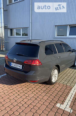 Универсал Volkswagen Golf 2014 в Ужгороде