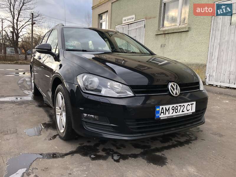 Универсал Volkswagen Golf 2015 в Иванкове